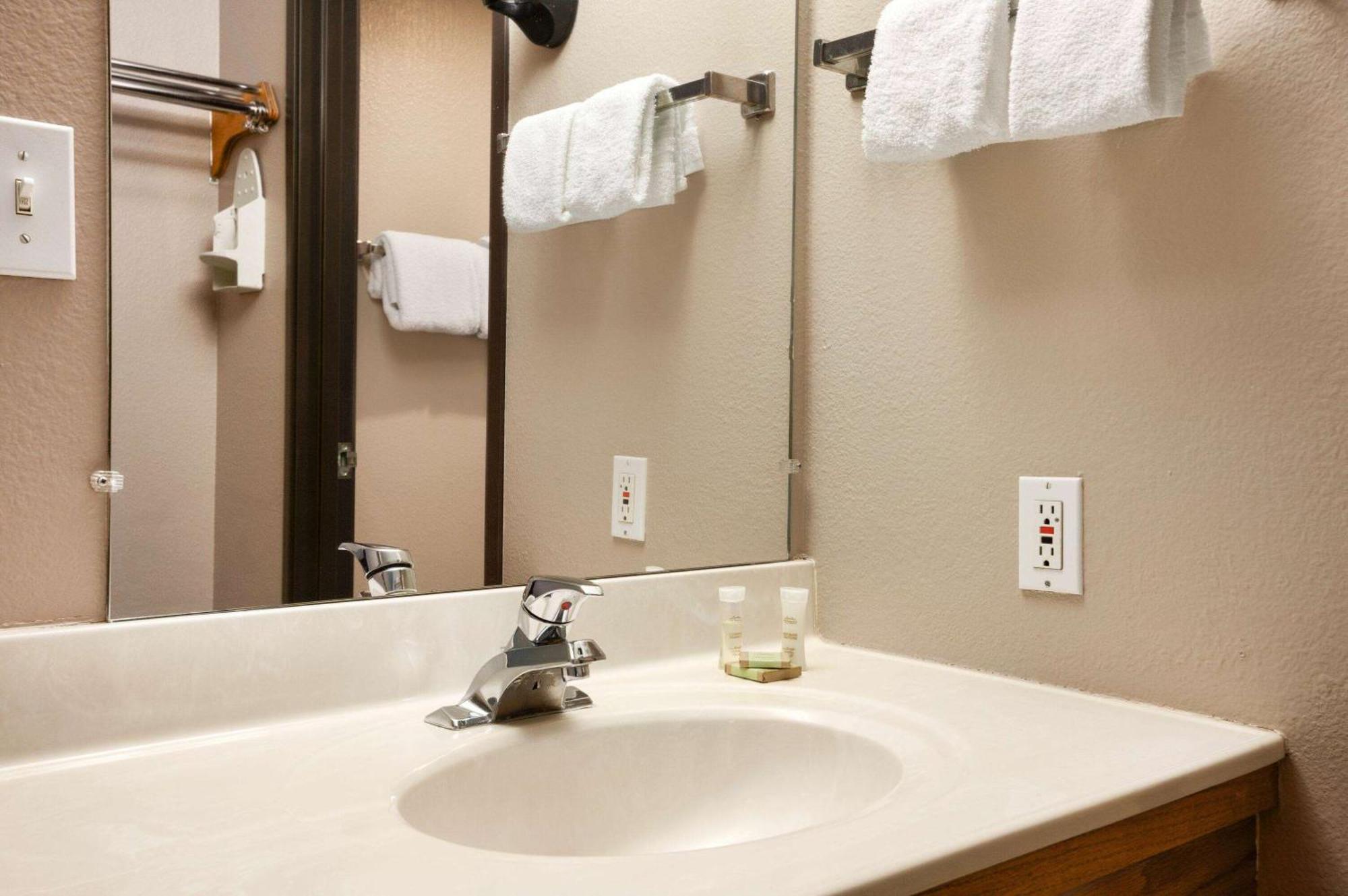 ซูเปอร์ 8 บาย วินด์แฮม ดูรังโก Motel ดูแรงโก ภายนอก รูปภาพ